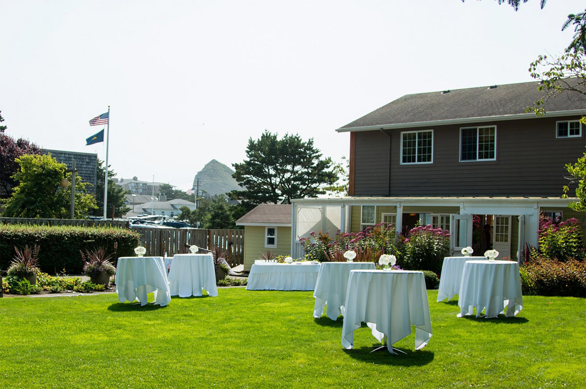 THE HAYSTACK GARDENS & OFFICE Cannon Beach, OR